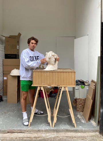 Portrait of Hamish Pearch (2020) - © Paris Internationale