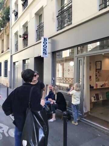 After 8 Books - © Paris Internationale