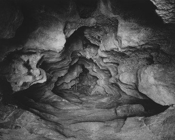 The Cave - © Paris Internationale