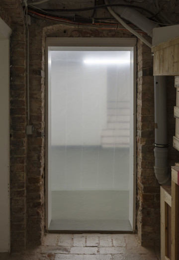 Installation view
Lorenza Longhi, Cosmopolitan Haze, Bungalow, Berlin, D, 2020 - © Paris Internationale