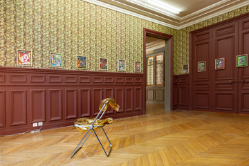 Good Weather - © Paris Internationale