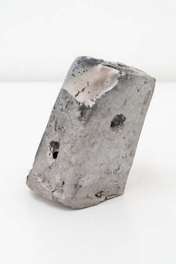 Lateral Thinking -I dream, I fly in the sky. The stars, the tears, do not flow. - © Paris Internationale