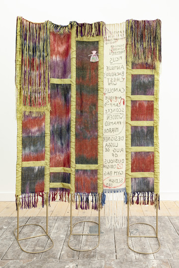 Knowing the Difference Between Meissen and Mikasa - © Paris Internationale