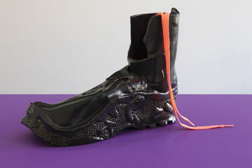 The Veracity Footgoggles - © Paris Internationale