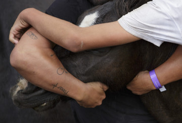 Hug_1 - © Paris Internationale