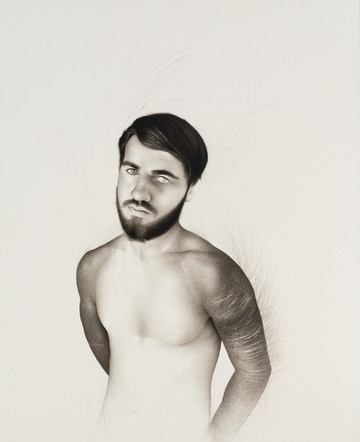 Young and Joyful Bandit - © Paris Internationale