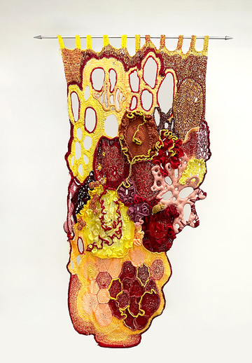 Maria Abaddon Peruvian contemporary artist presents soft sculptures and textile pieces with Ginsberg Gallery at Paris Internationale - © Courtesy Ginsberg Gallery, Paris Internationale