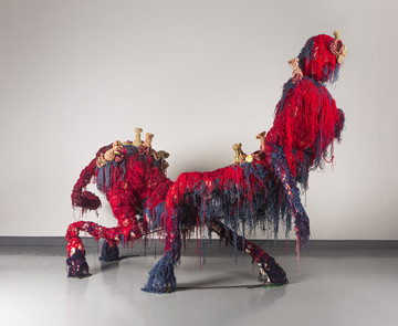 Maria Abaddon Peruvian contemporary artist presents soft sculptures and textile pieces with Ginsberg Gallery at Paris Internationale - © Courtesy Ginsberg Gallery, Paris Internationale