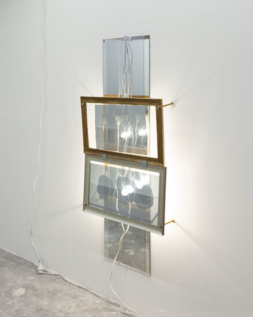 Silver Mirror - © Courtesy of the artist and Good Weather, North Little Rock/Chicago, Paris Internationale