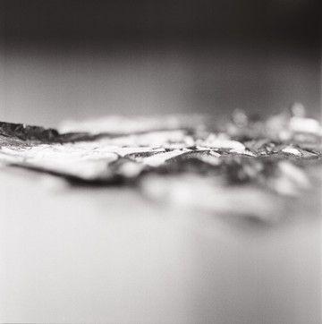 Untitled C, 2016, black and white analogue photograph on baryté paper, 60  x  60 cm, edition 1/1 - © Courtesy of the artist and Grey Noise, Dubai., Paris Internationale
