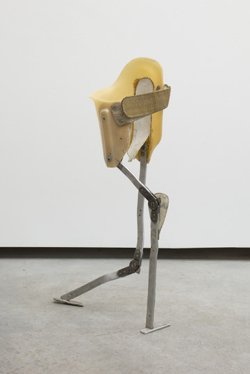 MEKHAN&Eacute; - © Paris Internationale