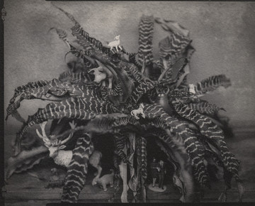 Friends - © Paris Internationale