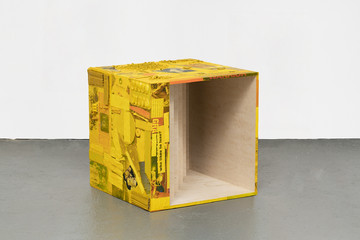Yellow box - © Paris Internationale