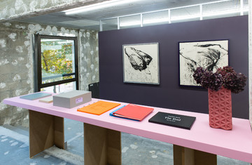 Three Star Books - © Paris Internationale