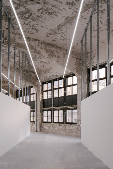 2023 - © Paris Internationale