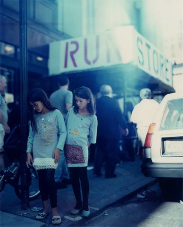 Cibri&aacute;n - © Paris Internationale