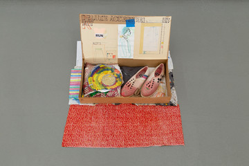 Deluxe Accessories Kit - © Paris Internationale