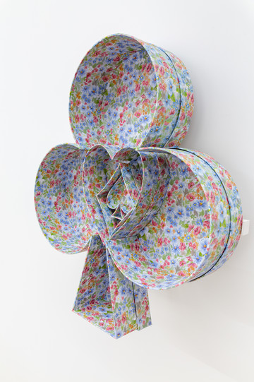 Divorced, father of two. We met twice. He confessed he was not in love with the man he was seeing. Their sex was good, but I made him do things he wouldn&rsquo;t do like to kiss on a first date. He would send me pictures of the sunset after work. They were beautiful to him, and that was beautiful to me. We said goodbye on the phone, one kiss after the other. - © Paris Internationale