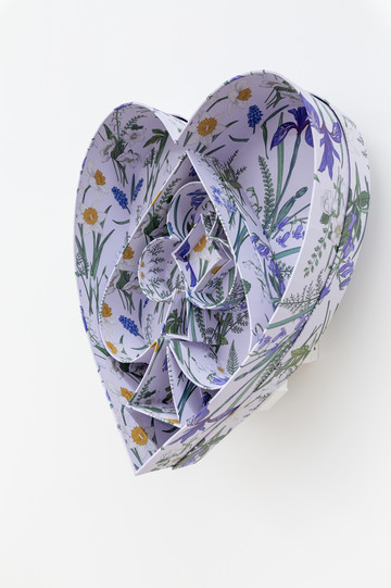 Divorced, father of two. We met twice. He was seeing a man who was falling in love with him, but he didn&rsquo;t feel the same way. The other lover was more of his type physically, but I made him do things he wouldn&rsquo;t do like kissing on a first date. He liked the sound of my voice and couldn&rsquo;t hang up when we said goodbye on the phone, one kiss after the other. - © Paris Internationale