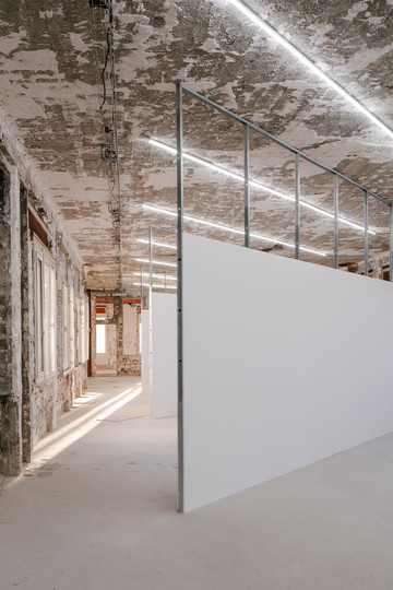 2023 - © Paris Internationale