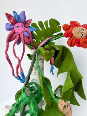 anonymous gallery - © Paris Internationale