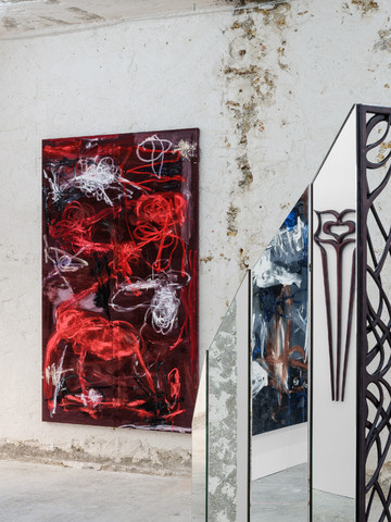 Booth view of Galerie Derouillon, at Paris Internationale 2024
Featuring works of Mathilde Albouy and Julian Farade - © &copy; Gr&eacute;gory Copitet, Paris Internationale