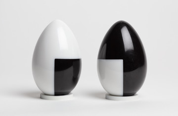 Bettina
Options for an Angle: 24 Inconstants from One Constant
1970
Marble - © Paris Internationale