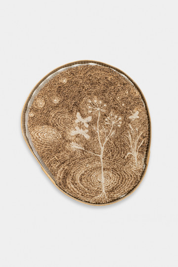 Through Water, 2024 (front view)
Oak wood, Jerusalem artichoke, kozo, pigments, embroidery thread
45.5 × 39.8 × 5 cm
17 7/8 × 15 5/8 × 2 in - © Courtesy of the Artist and Gallery Vacancy, Paris Internationale