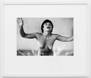 &quot;The Great Goddess&quot; Performance, Skylight Studio, Berkeley Inflatable sculpture, Mary Curtis Ratcliff - © Paris Internationale