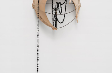Garance Früh
*As young as you feel*, 2025
Varnished steel, aluminum, silicone beads, glass bead, textile, plastic, enameled ceramic
84 × 67 × 40 cm - © Courtesy the Artist and Ciaccia Levi, Paris - Milan, Paris Internationale