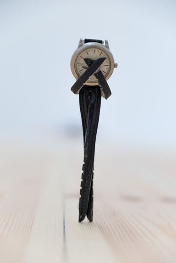 Untitled clock sculpture 1 - © Paris Internationale