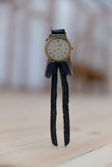 Untitled clock sculpture 6 - © Paris Internationale