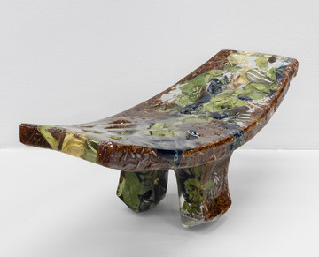 Chloé Quenum, Afiavi, 2025, resin, mixed media, 17 × 16 × 8 cm - © ph. Andrea Rossetti
courtesy of the artist and Martina Simeti, Milan, Paris Internationale