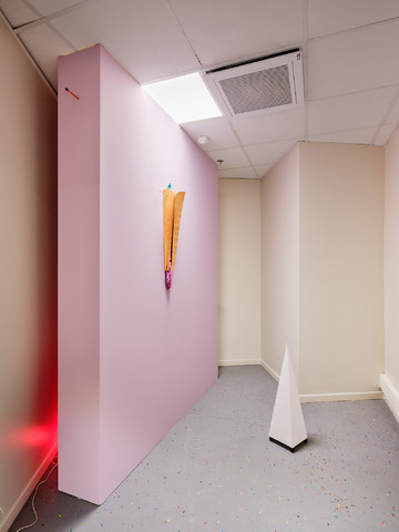 Installation view, **Ones**, by Georges J. Ayrault, Paris Internationale 2025
Photo ©Nicolas Lafon - © Photo &copy;Nicolas Lafon, Paris Internationale