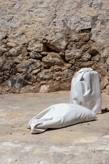 10:31am, 10:32am - © Paris Internationale