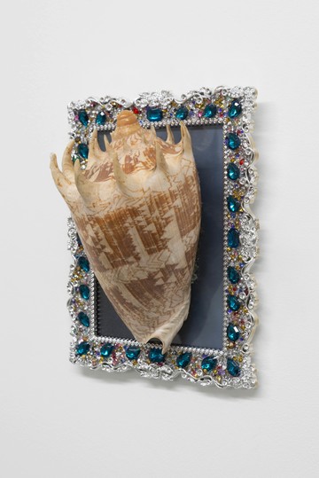 Tapestry shell - © Paris Internationale