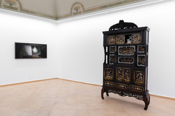 Maria Loboda. Ours to keep, installation view, Vistamare, Pescara, 2024. Photo Roberta Verzella - © Courtesy by Vistamare Milano/Pescara and the artist. Ph Roberta Verzella, Paris Internationale