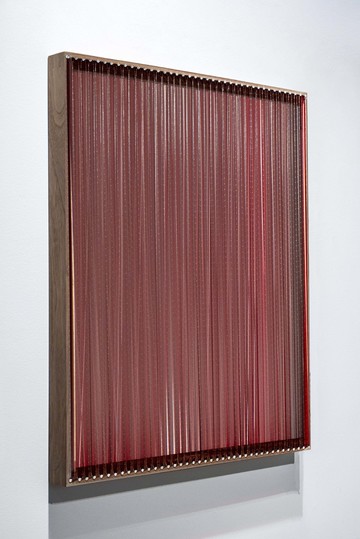 Rosa Barba
"Weavers", 2025
Pellicola rossa 16mm, chiodi e cornice in noce
16mm red film, nails and walnut frame
cm 62,5 x 52,5 x 6
in 24,61 x 20,67 x 2,3 - © Paris Internationale