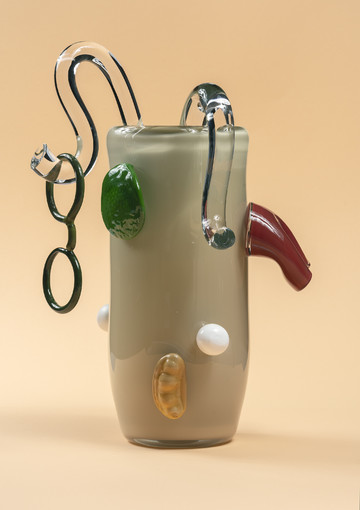 Stefan Burger
Spectacles Wardrobe 3, 2025
four-part glass object
60 × 40 × 40 cm - © Kirchgasse Gallery and the artist, Paris Internationale