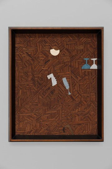 Santo Tolone
Bar sport 2024
Marquetry
25,3 × 21,3 × 4,5 cm - © Paris Internationale