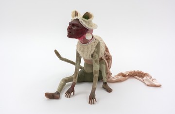 Nils Alix-Tabeling, Sermand, 2022, epoxy resin, textile, metal, jewelry, 42 × 41 × 37 cm - © Nils Alix-Tabeling and Piktogram, Paris Internationale