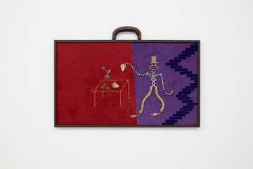 Matisto, *Mago New Age*, 2024, costume jewelry, various objects on corduroy fabric, 30 × 45 cm - © Paris Internationale
