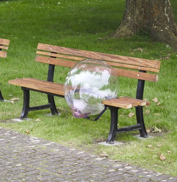 Sitting with my Breath II, 2024 - © Paris Internationale
